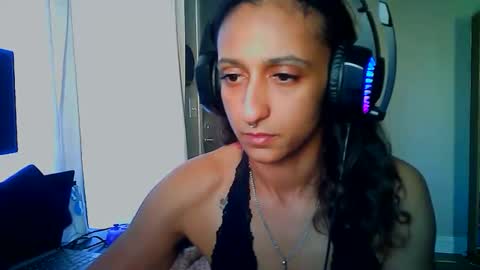 goddessvikkii online show from January 15, 9:43 pm