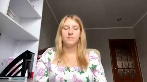 Alena online show from July 13, 9:54 am