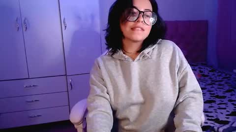 Snapshot of golden_gingerkitty chatting on March 1, 11:58 pm golden_gingerkitty online show from March 1, 11:58 pm
