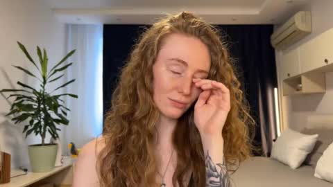 Polly online show from March 14, 9:54 am