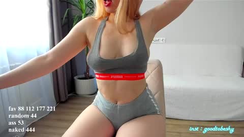 SOPHIA  online show from May 14, 12:00 pm