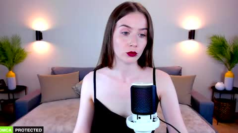 Petra online show from May 15, 8:11 pm