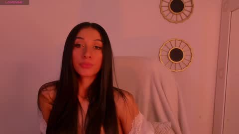 Rose  online show from December 10, 9:33 am