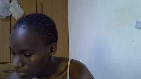 Snapshot of gorgeous_maya1 chatting on October 9, 9:52 pm gorgeous_maya1 online show from October 9, 9:52 pm