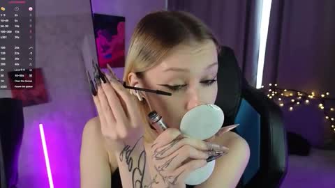 Violeta online show from October 24, 12:34 pm