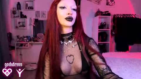 Snapshot of gothdesss chatting on October 15, 3:53 am    online show from October 15, 3:53 am