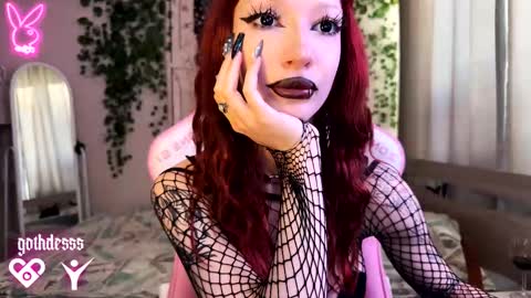 Snapshot of gothdesss chatting on September 26, 6:00 am    online show from September 26, 6:00 am