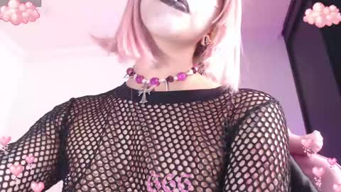        online show from May 1, 4:43 pm