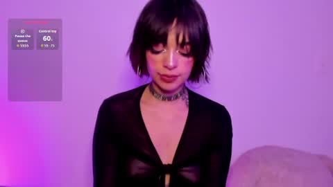 Violet online show from July 1, 8:47 am