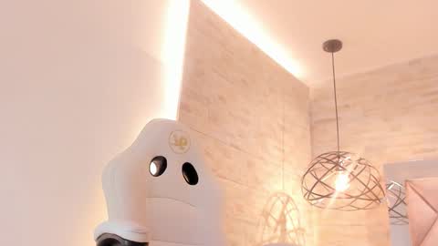  GRACE online show from February 17, 10:58 am