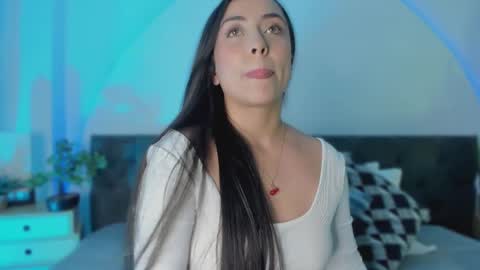 Snapshot of grace_duppon chatting on February 22, 7:43 pm Grace online show from February 22, 7:43 pm