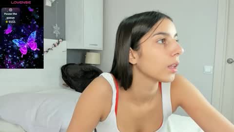Snapshot of grace_louis chatting on September 14, 12:25 pm grace_louis online show from September 14, 12:25 pm