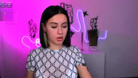 grace_more online show from March 16, 1:41 am