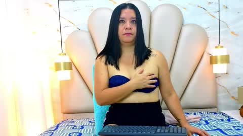 graceanderson_ online show from March 13, 8:21 pm