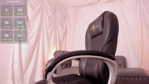 Grace online show from November 15, 11:55 am