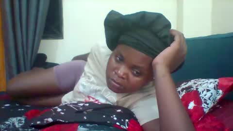 Snapshot of grannylover_ chatting on February 11, 7:05 pm grannylover_ online show from February 11, 7:05 pm
