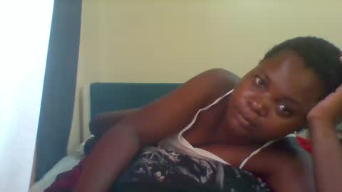 Snapshot of grannylover_ chatting on March 8, 4:20 am grannylover_ online show from March 8, 4:20 am
