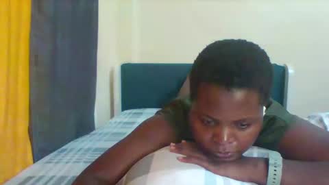 Snapshot of grannylover_ chatting on February 20, 6:57 pm grannylover_ online show from February 20, 6:57 pm