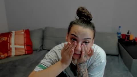 Anna online show from February 2, 4:11 am