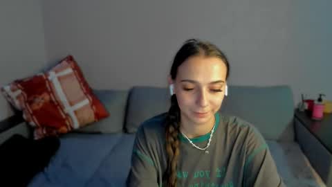 Anna online show from February 12, 1:46 pm