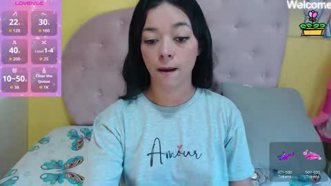 Sophie Gray online show from May 5, 1:03 pm