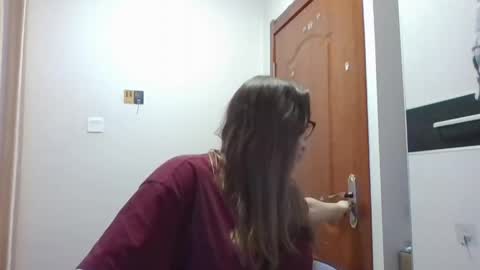 greta_shine online show from April 28, 7:23 am