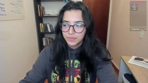 Snapshot of gretagat chatting on February 27, 12:32 am Greta online show from February 27, 12:32 am