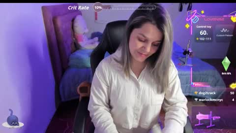Snapshot of guinivere_blake chatting on September 28, 5:03 am Hello Im Julieta Im 25 years old welcome to my room have fun and be happy. online show from September 28, 5:03 am