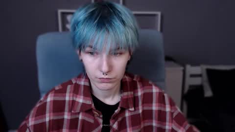 guitarandangell online show from October 30, 7:33 am