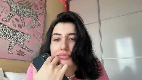 Helga online show from June 7, 2:57 pm