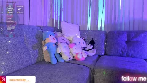 Hello Kitty online show from April 10, 11:16 am