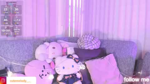 Hello Kitty online show from March 11, 2:09 pm