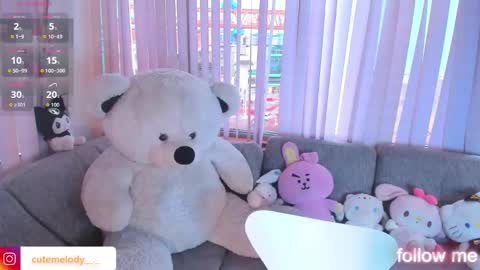 Hello Kitty online show from February 4, 12:30 pm