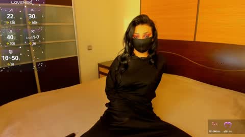 Snapshot of habibi_moon chatting on January 15, 4:15 am Linda online show from January 15, 4:15 am