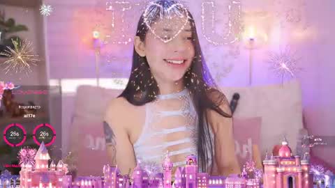 Hade online show from July 28, 2:13 pm