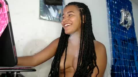 hadesmit1 online show from June 16, 2:12 am
