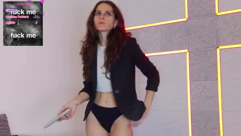 Snapshot of hailey_peach chatting on February 21, 4:18 am HaileyPeach online show from February 21, 4:18 am
