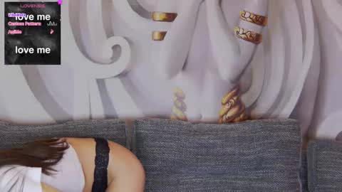 Snapshot of hailey_peach chatting on March 12, 6:43 pm HaileyPeach online show from March 12, 6:43 pm