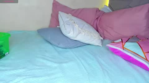 Hailey online show from September 19, 3:27 am