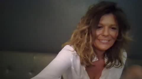 Snapshot of haileys123 chatting on October 9, 9:52 pm Hailey online show from October 9, 9:52 pm