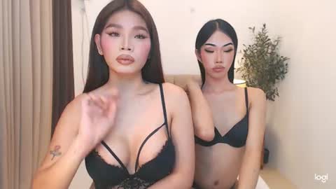 YOUR SIDECHIC HAILEY online show from July 2, 7:20 pm