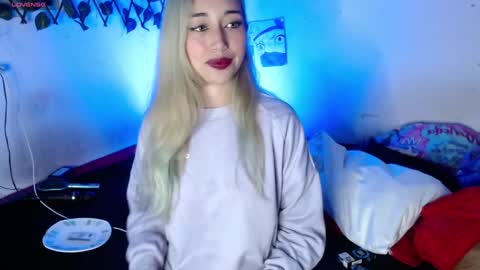 reashell online show from October 16, 9:17 pm