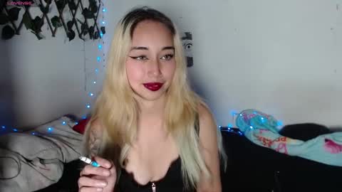 HALLIE online show from September 29, 10:04 pm