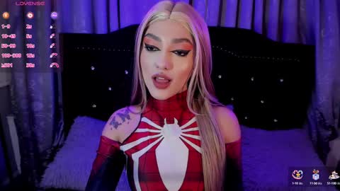 Snapshot of hallsred_rh chatting on September 29, 10:37 pm Halls Red online show from September 29, 10:37 pm
