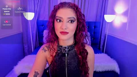 Snapshot of hallsred_rh chatting on February 26, 8:24 pm Halls Red online show from February 26, 8:24 pm