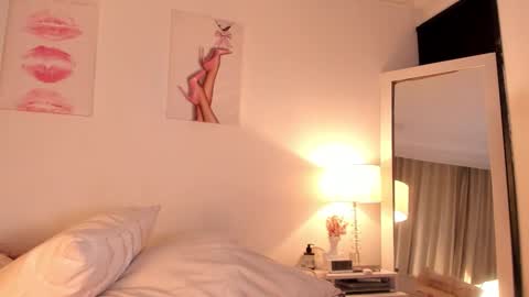 Halsey Maria online show from February 12, 12:40 pm