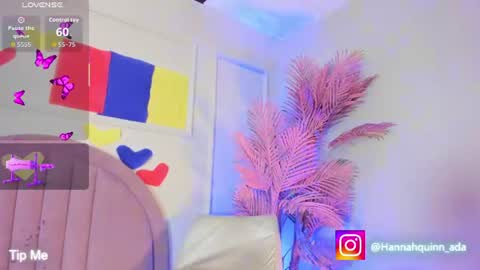 hanaahquinn online show from July 3, 11:49 am