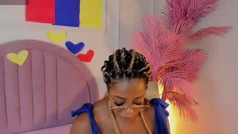 hanaahquinn online show from July 6, 11:37 am