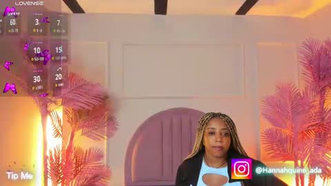 hanaahquinn online show from July 23, 11:40 am
