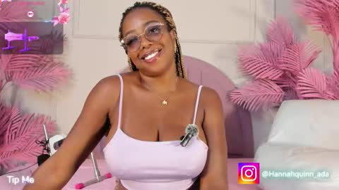 hanaahquinn online show from March 10, 11:36 am